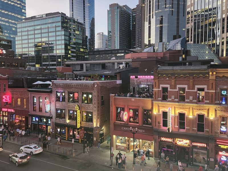 The Rooftop Experience That Keeps People Coming Back