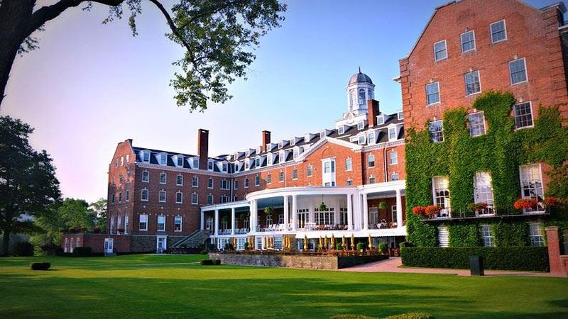 The Otesaga Resort Hotel