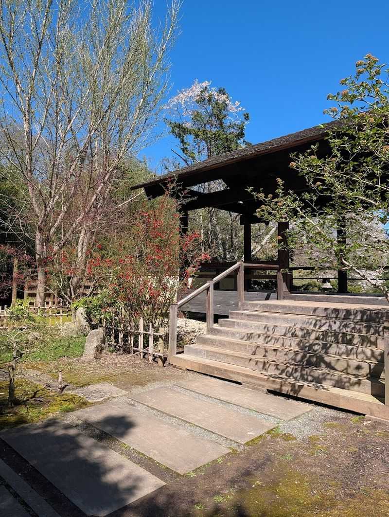 Why This Garden Deserves A Spot On Every Tennessee Travel List