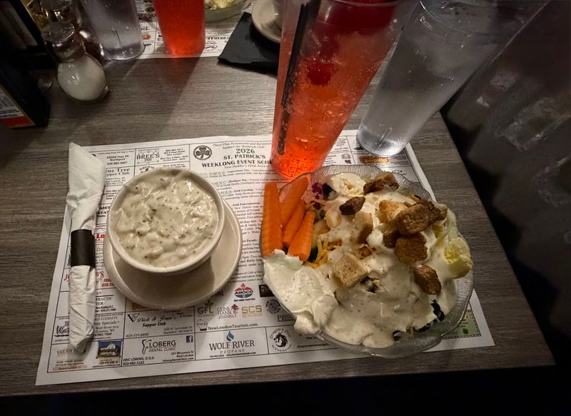 Why Food Lovers Travel For This Classic Wisconsin Dining Experience