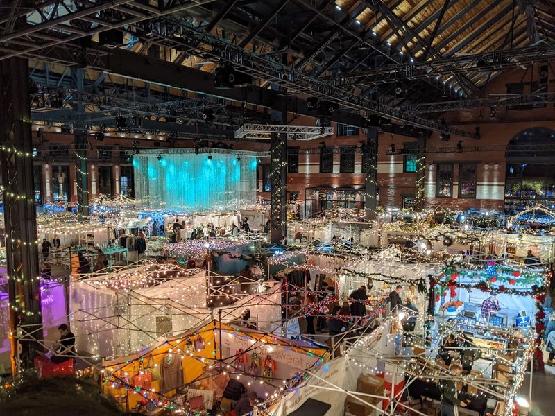 Live Music And The Festival Atmosphere That Sets The Tone