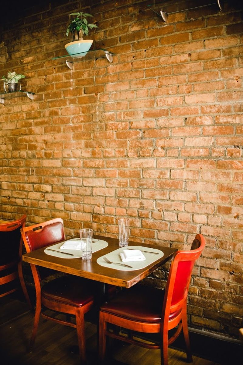 An Atmosphere That Feels Like A Trip To Italy