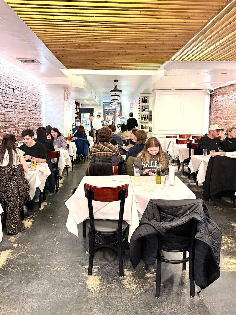 Bahari Estiatorio — Astoria