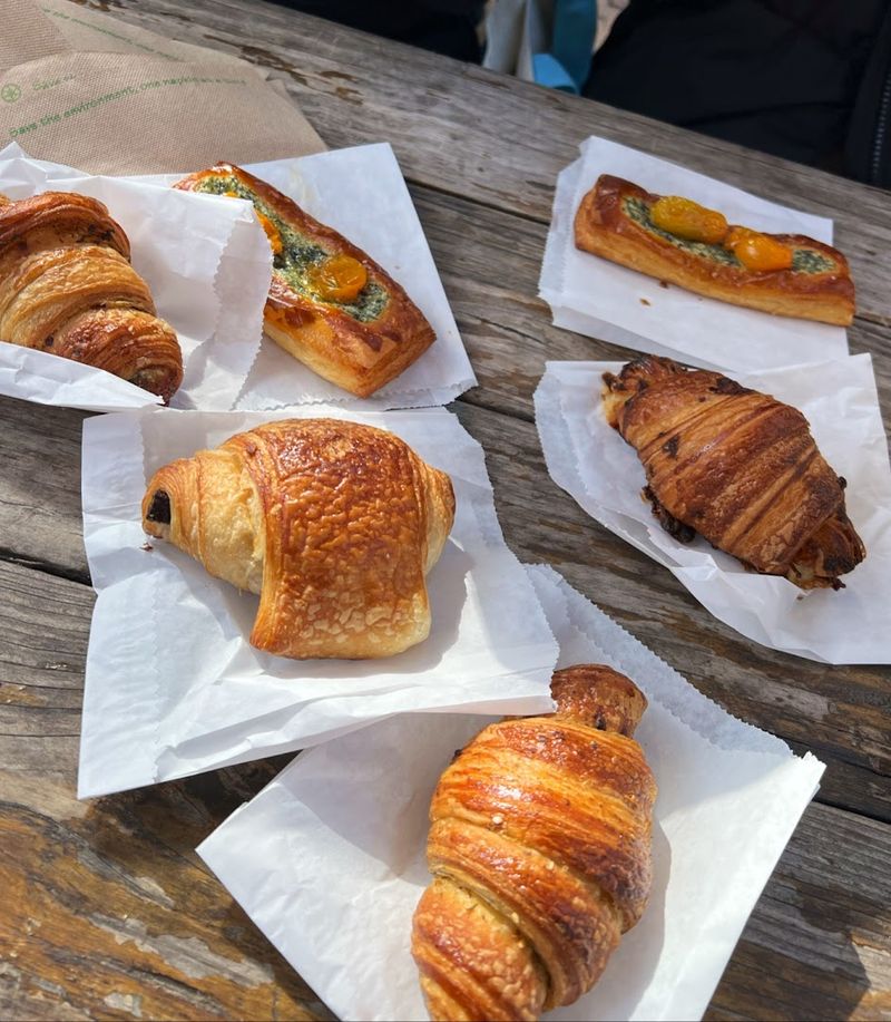 The Kind Of Bakery That Earns Its Reputation One Layer At A Time