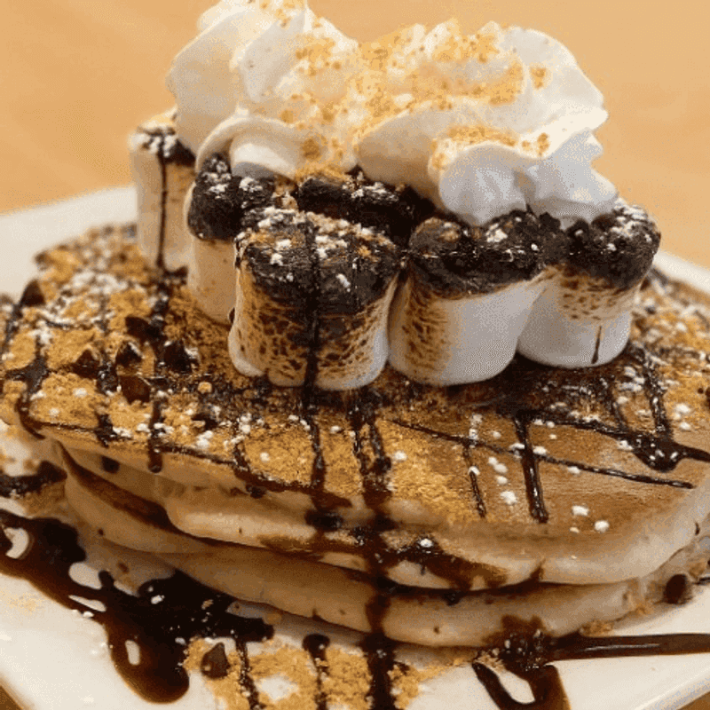 Pancakes So Fluffy They Practically Float Off The Plate