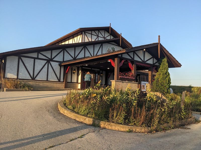 A Classic Wisconsin Supper Club Locals Have Loved For Years