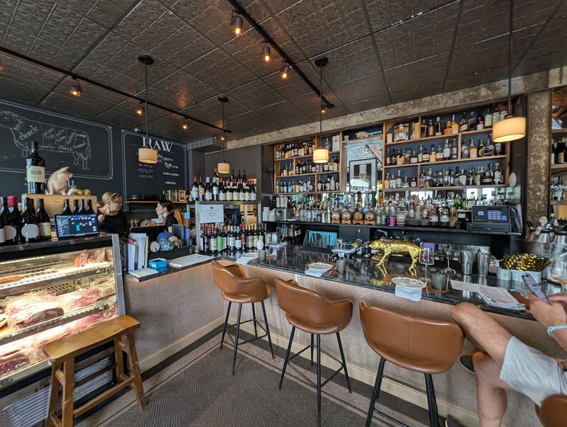 Unique Dining Atmosphere To Enjoy