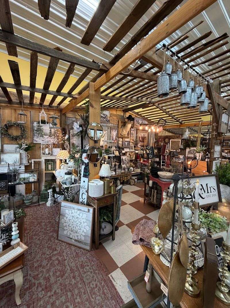 A First Look At A Wisconsin Antique Store That Feels Endless