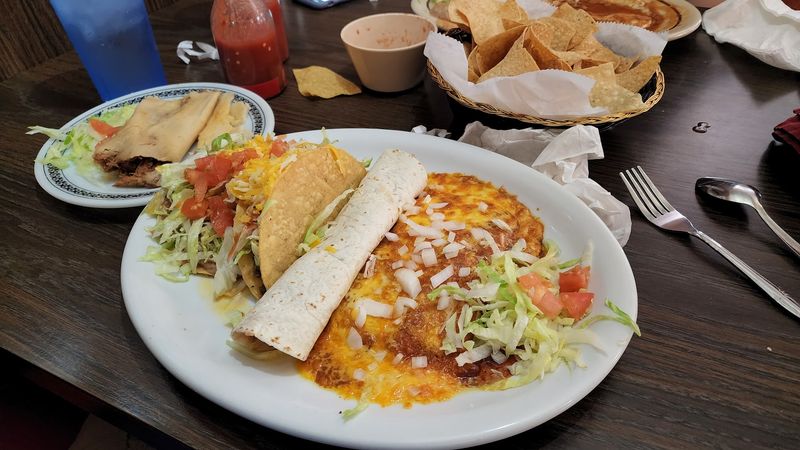 The Lunch Buffet That Keeps People Coming Back