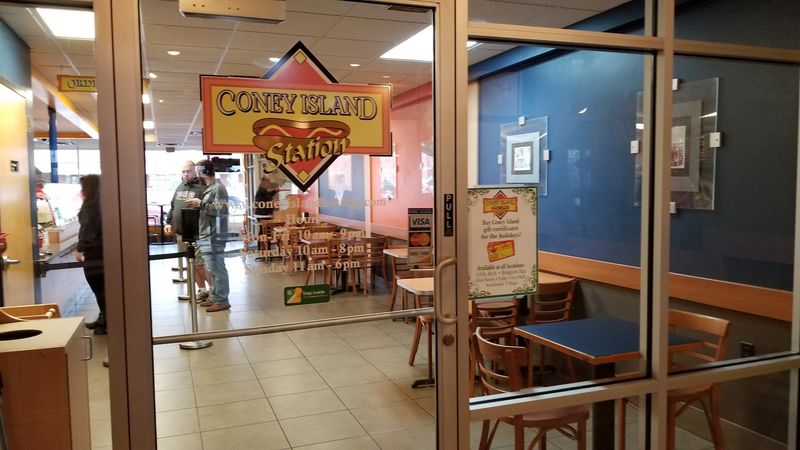 The History Of Classic Chili Dogs
