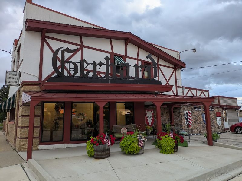A Kenosha Restaurant That Has Been Welcoming Guests For Decades