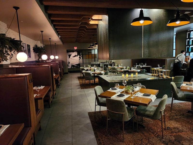 The Atmosphere That Sets The Tone Before The First Bite