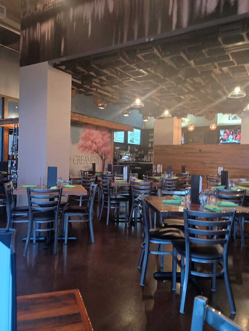 Downtown Green Bay Café With A Loyal Brunch Following