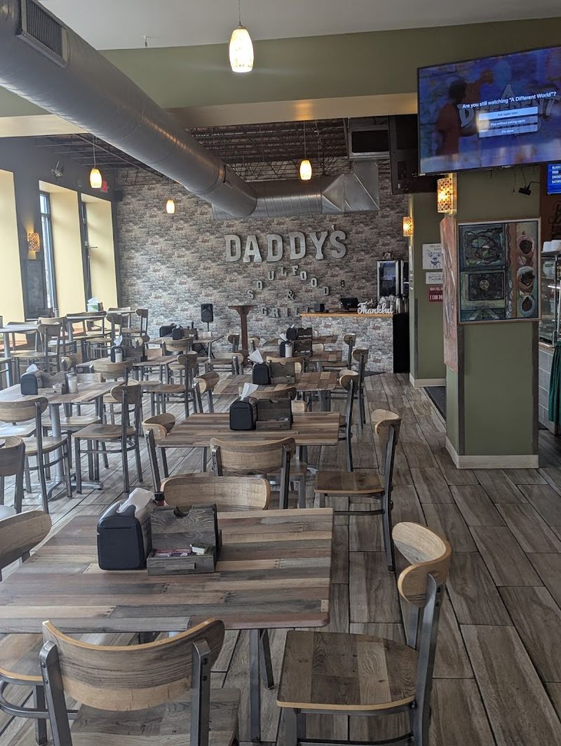 Daddy's Soul Food & Grille