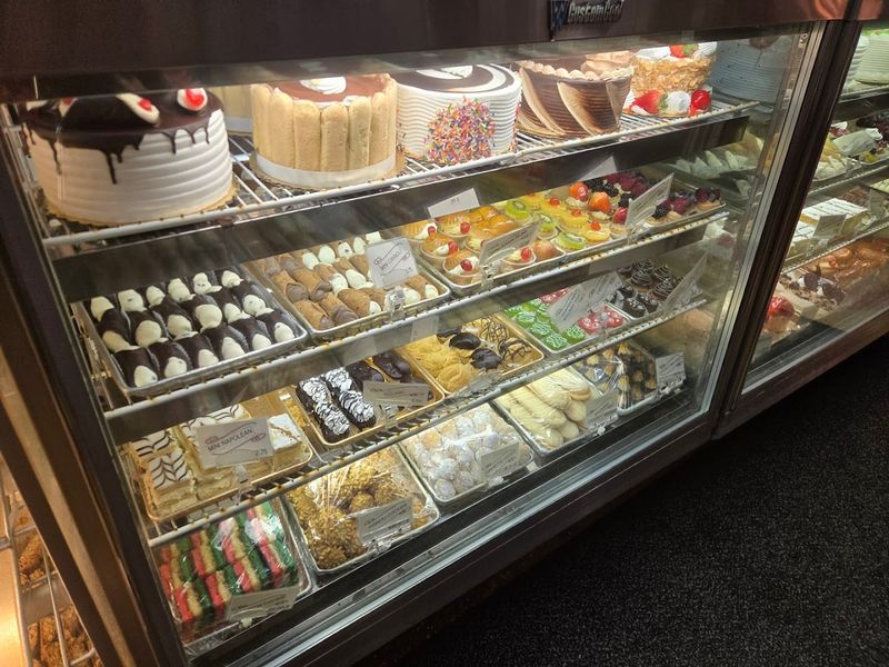 La Guli Pastry Shop — Astoria, Queens