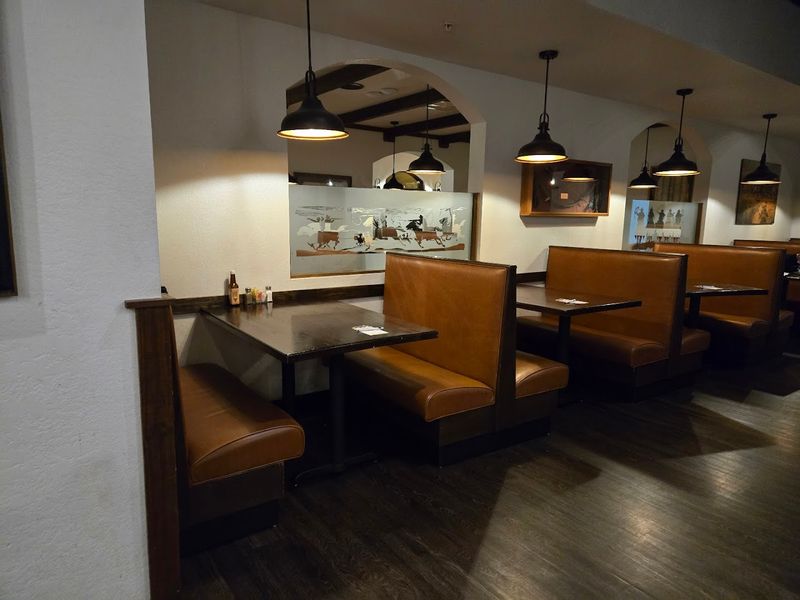 Service Style And What To Expect From The Staff