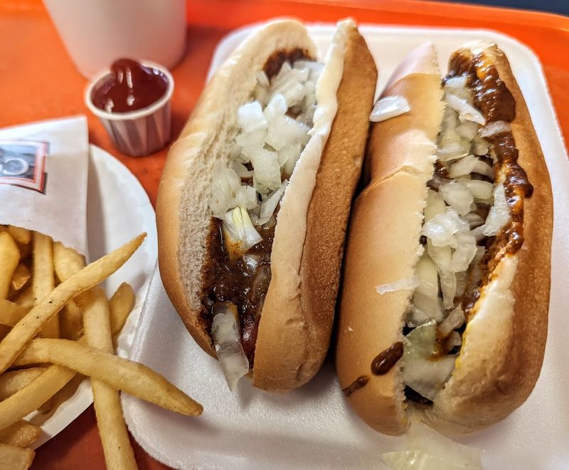 Ingredients To Look For In A Great Chili Dog