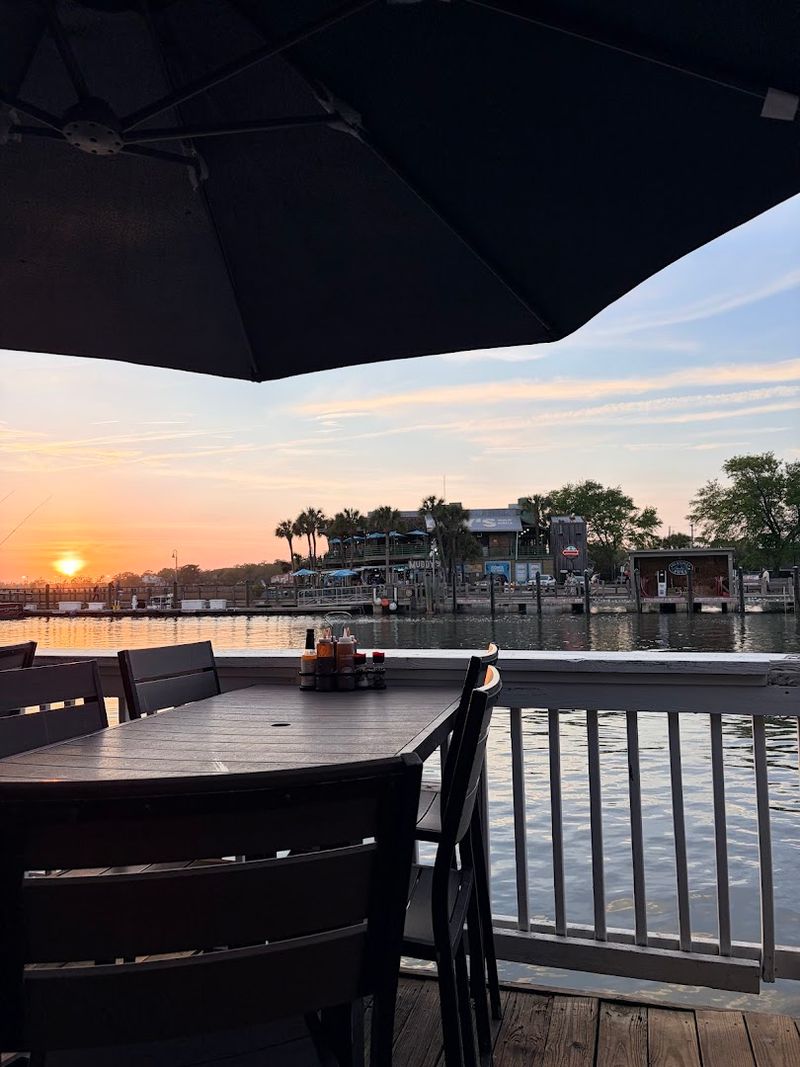 How Shem Creek Turns A Great Meal Into A Memorable One