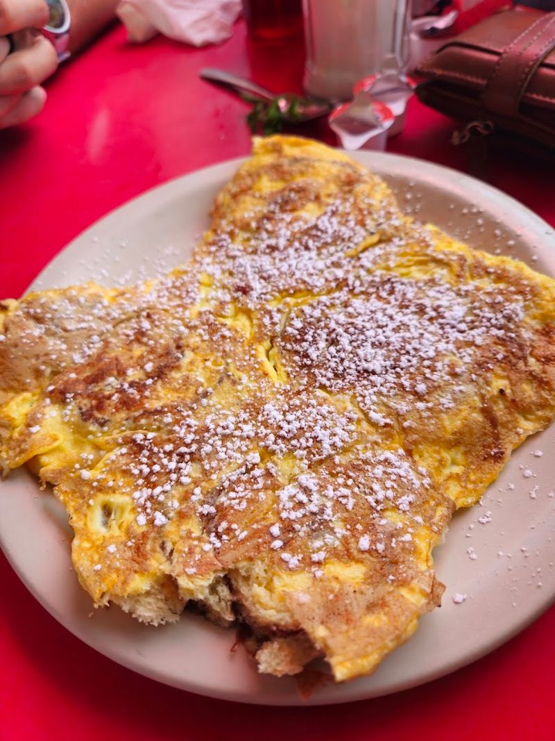 A Wisconsin Breakfast Spot That Keeps Generations Coming Back