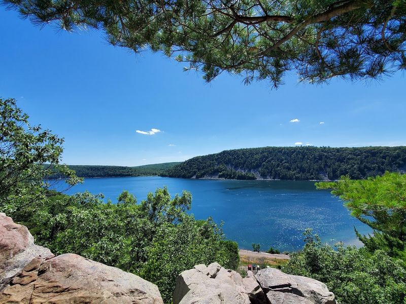 A Simple Road Trip That Delivers Surprisingly Unforgettable Views
