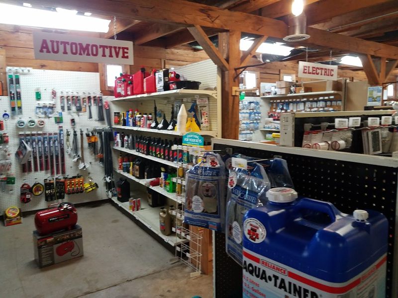 A Quiet Roadside Store That Hides An Unexpected Food Secret