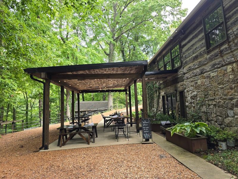 The Mad Herbalist, Clarksville