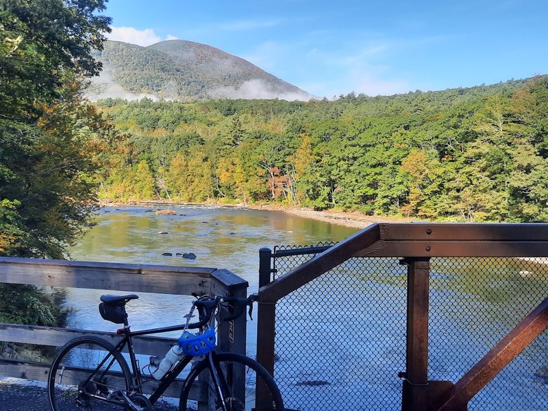 Nearby Towns That Add Depth To Your Creek-Side Weekend