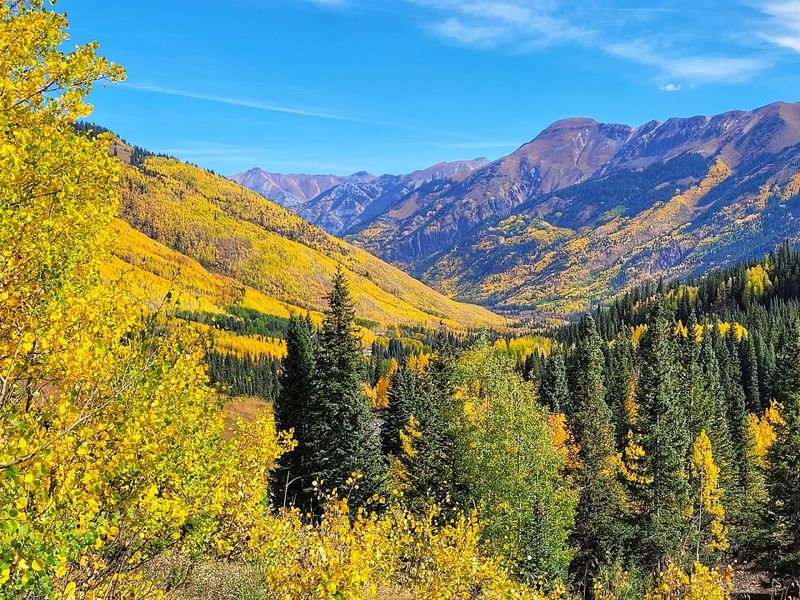 Seasonal Changes That Transform The Scenery