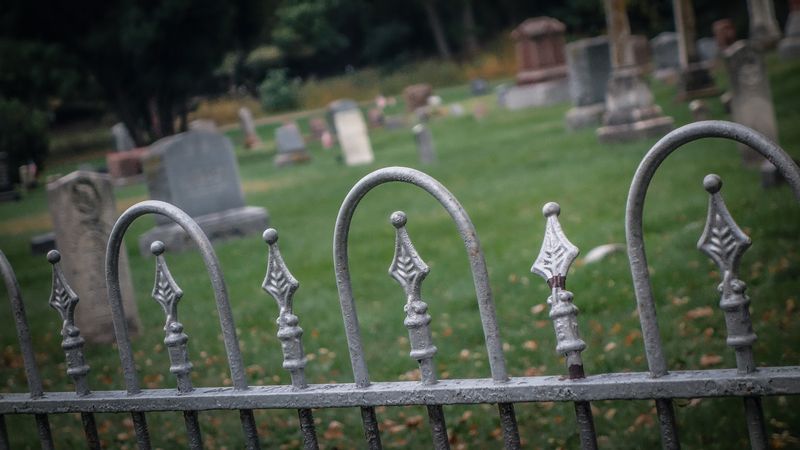 Dartford Cemetery, Green Lake