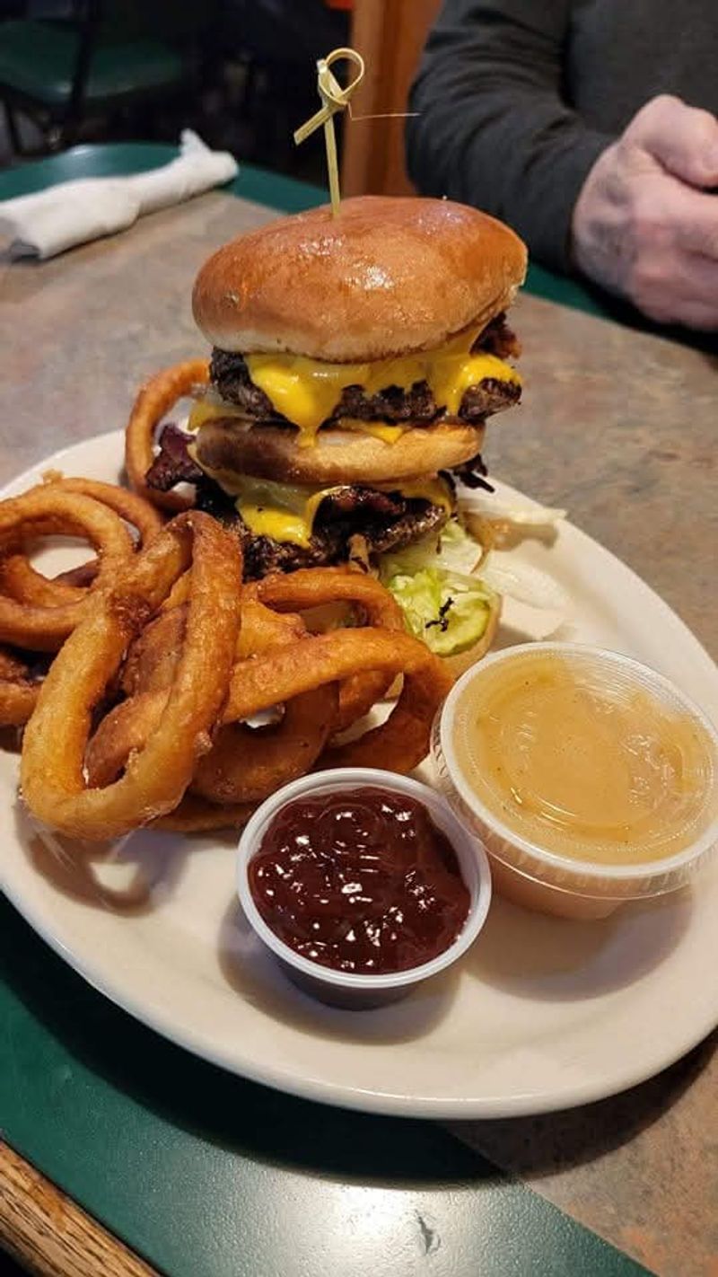 Homestyle Cooking Traditions In Indiana