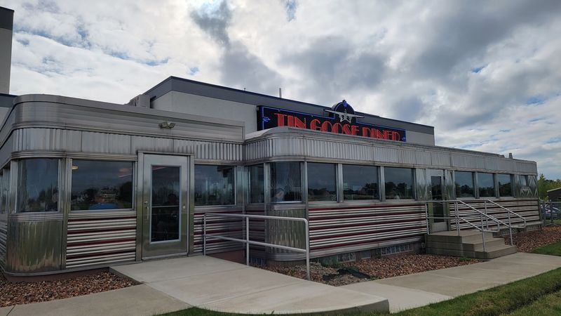 Tin Goose Diner