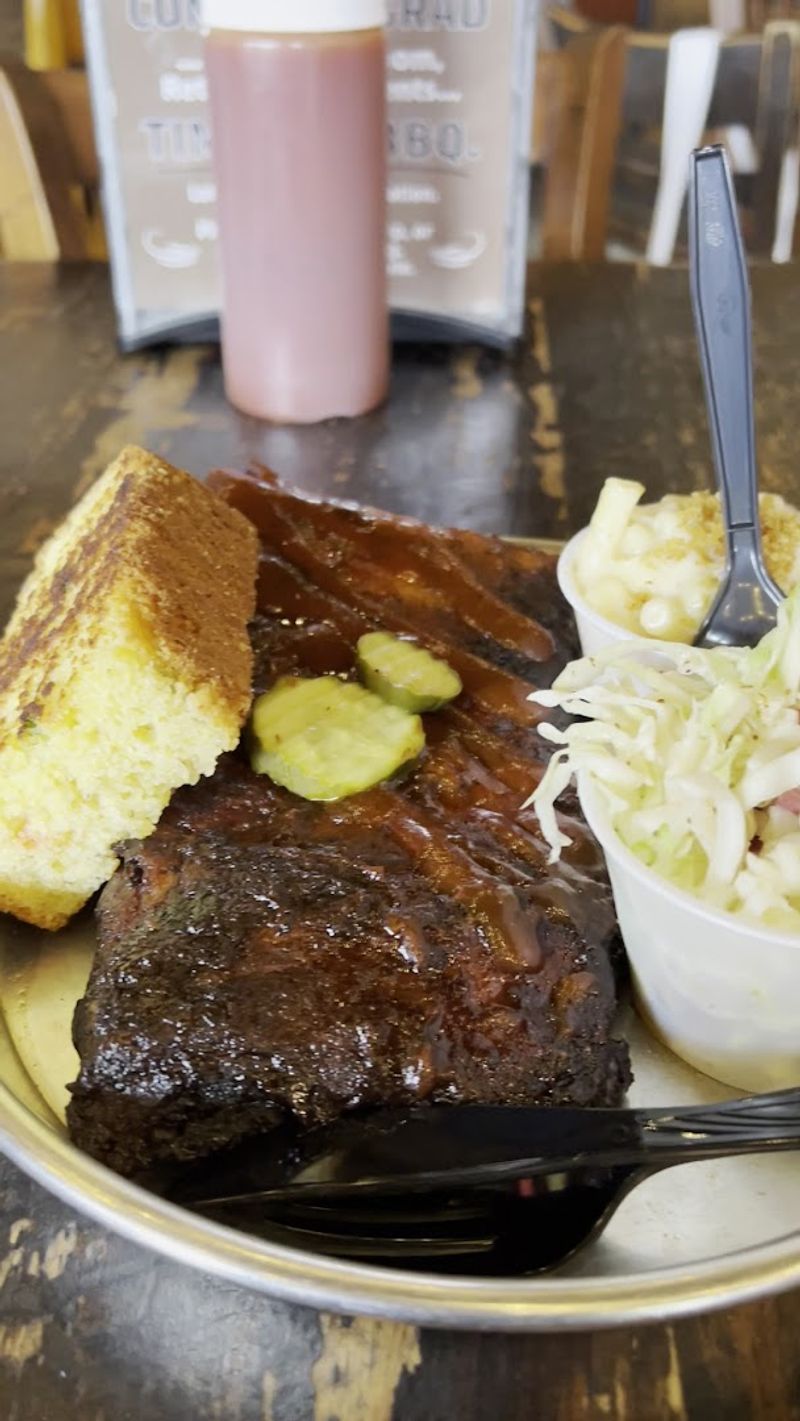 Ribs That Keep People Talking Near And Far