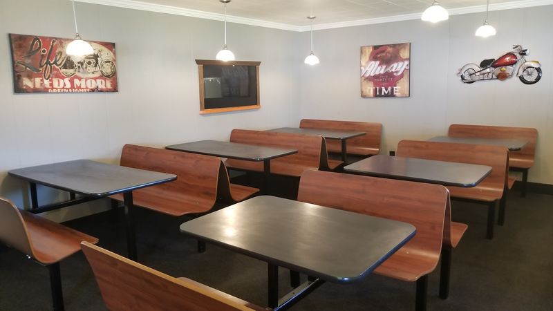 The Deluxe Burger Menu Is Where Things Get Genuinely Exciting