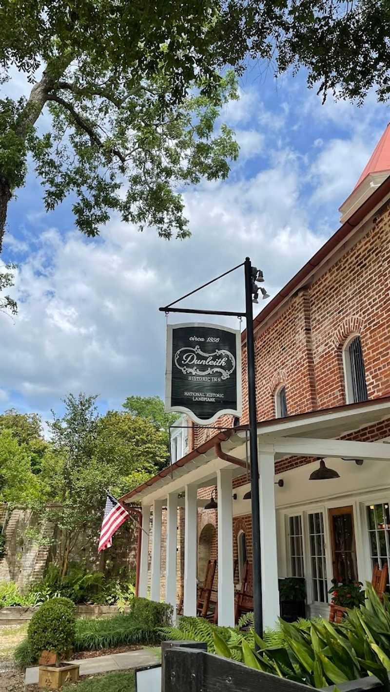 Why Natchez Deserves A Spot On Your Travel List Right Now