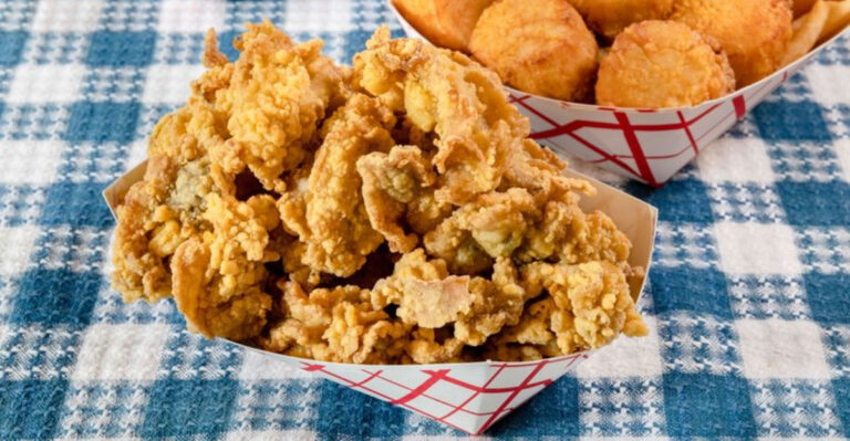 A Humble Massachusetts Seafood Counter Is Frying Up Clams With Serious Local Fame