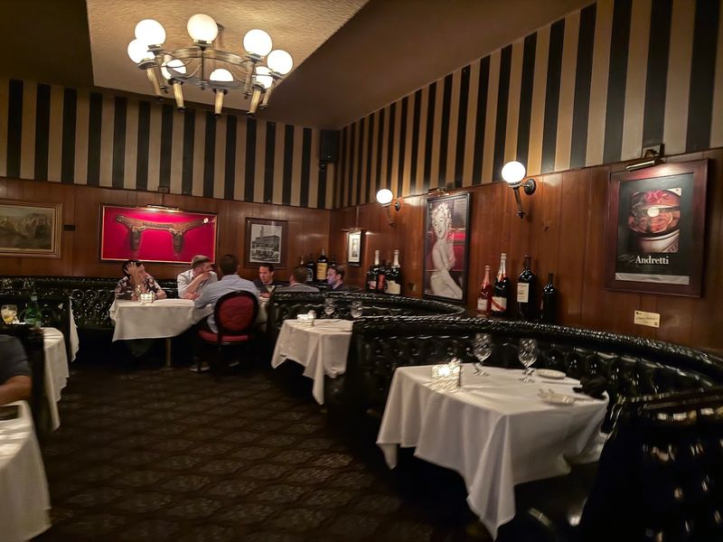 Frank Sinatra And Marilyn Monroe Have Booths Named In Their Honour