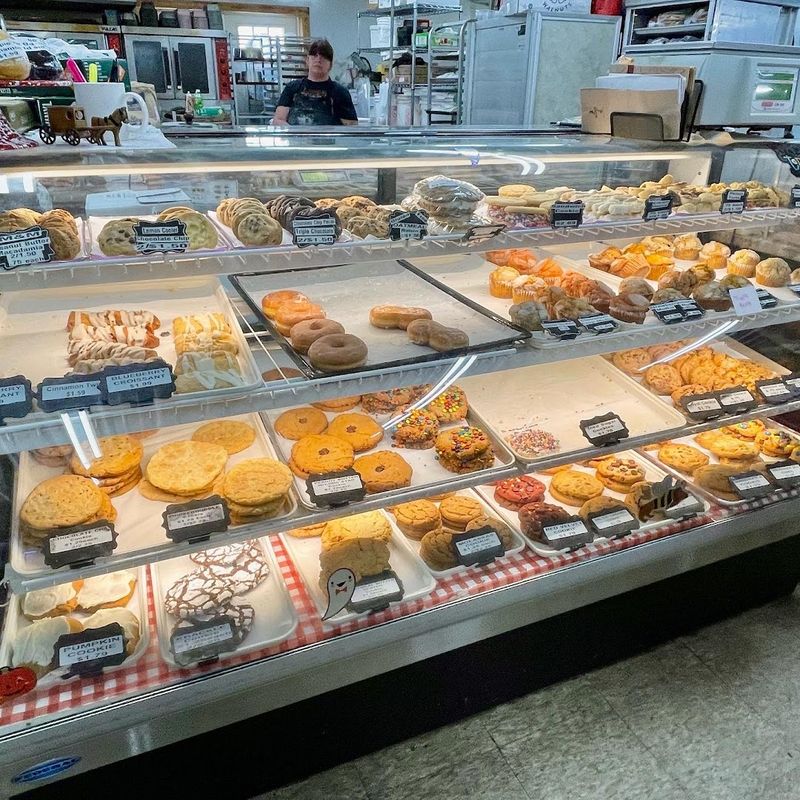 The Amish Pies Worth Planning Around