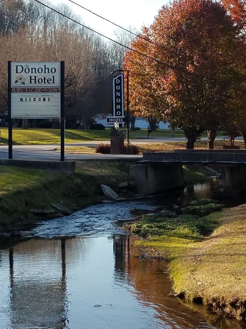 Quiet Country Roads And Scenery That Invite You To Slow Down