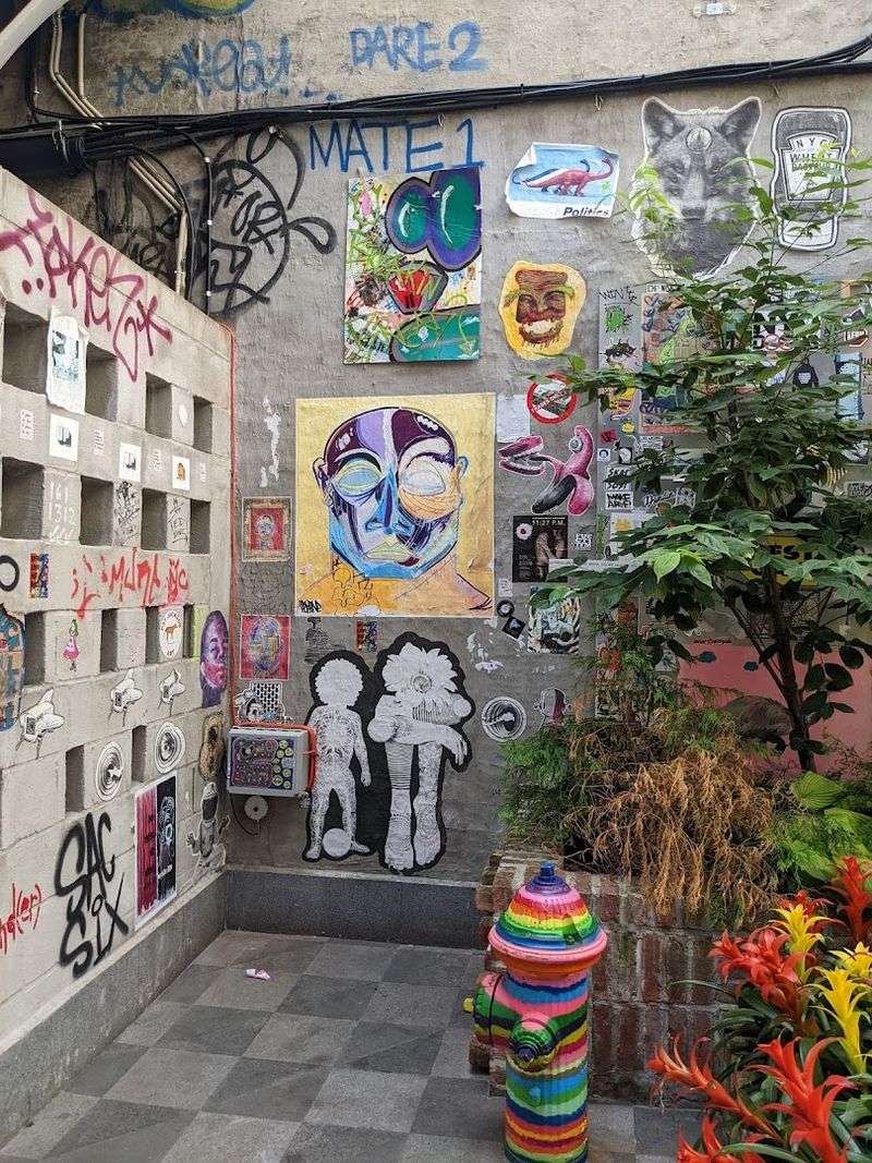 Freeman Alley: The Address You Need To Save Right Now