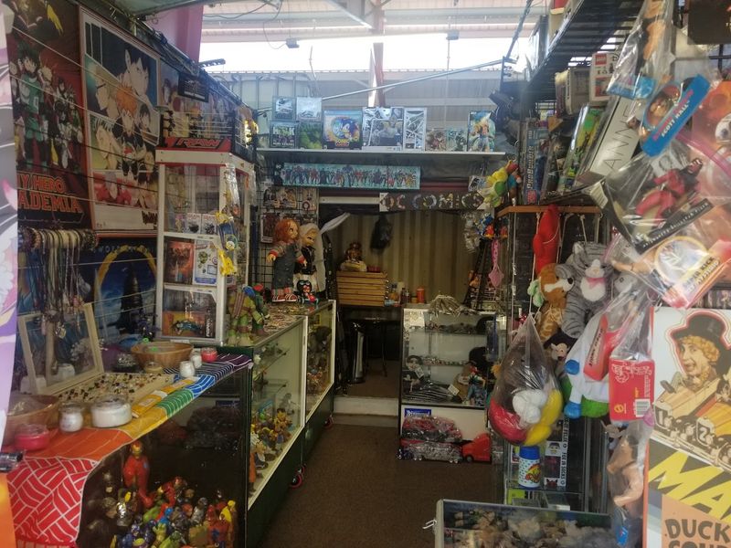 Why Treasure Hunters Love This Nevada Flea Market