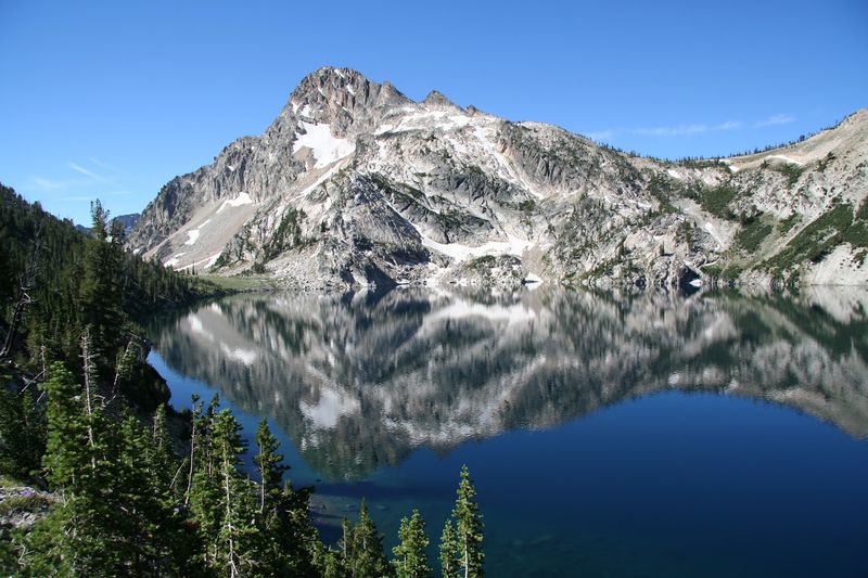Sawtooth Lake