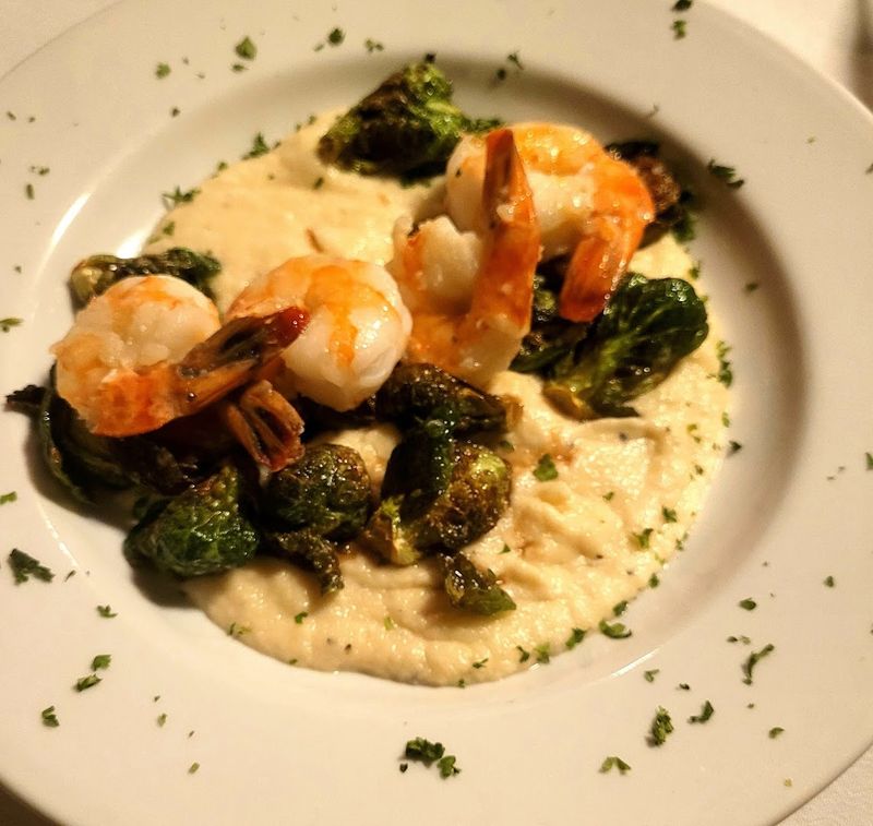 Pairings That Complement Steak With Other Dishes
