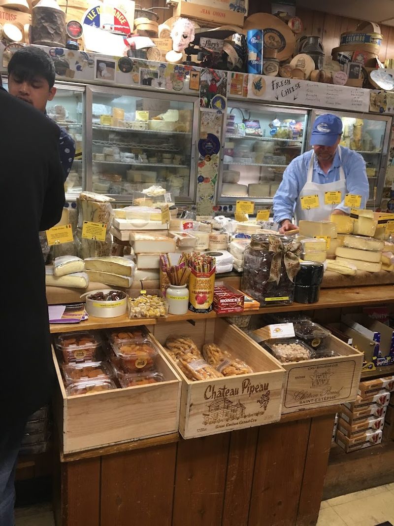 Daily Cheese Tastings That Make Shopping More Fun