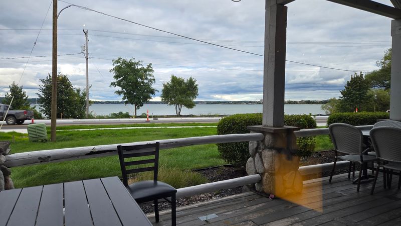 Harrington's By The Bay
