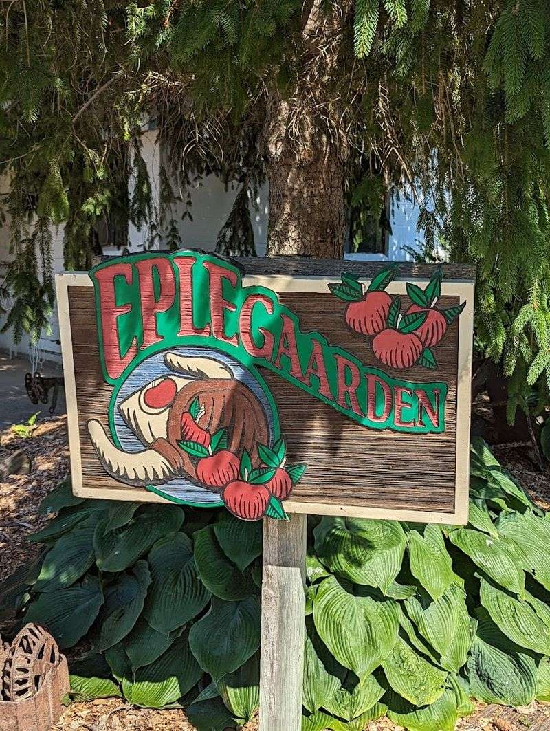 Eplegaarden, Fitchburg