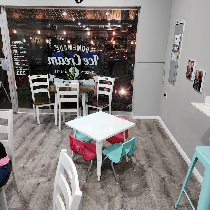 The Atmosphere And Experience Inside The Shop