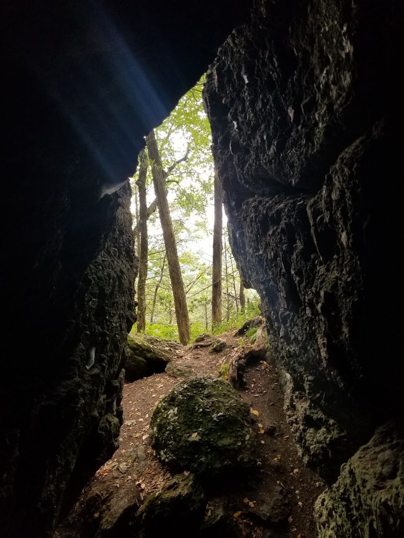 Sunderland Caves, Sunderland
