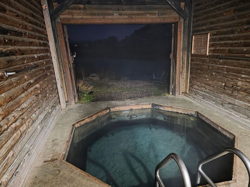 Safety Tips For Enjoying Remote Natural Springs