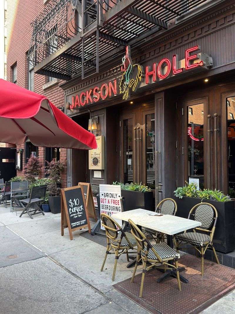Murray Hill's Most Reliable Gathering Spot