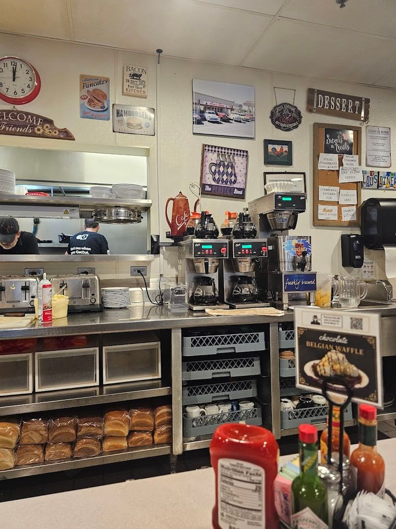 Hot Coffee And Fast Service Keep The Breakfast Crowd Moving